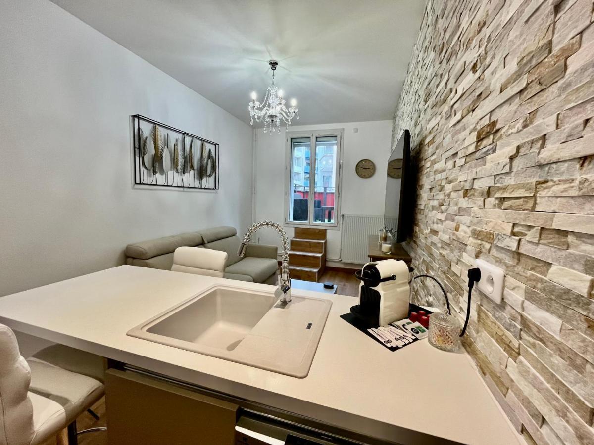 Guest-k Peretto Netfix-balcon-free Parking Apartment *